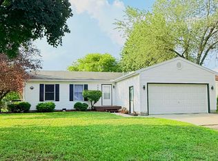 3290 Sapphire Ln, Fort Gratiot, MI 48059