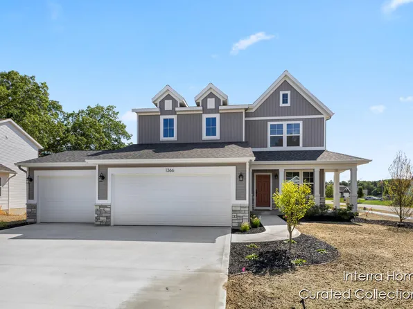 1366 Kimber Dr #97, Lowell, MI 49331