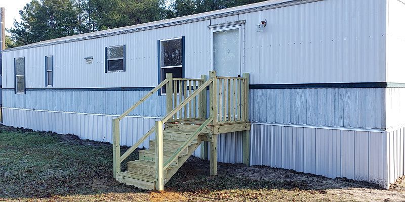 1st image of 214 Sycamore Ln