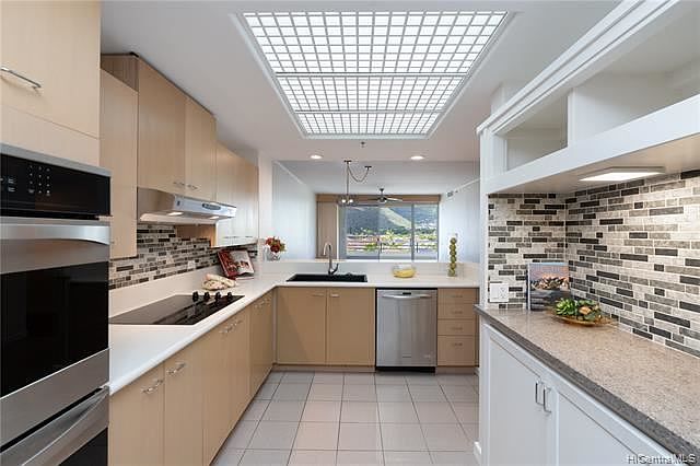 1st image of 1 Keahole Pl APT 2503