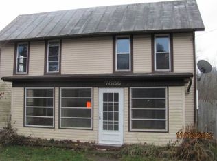 7886 Chatham Rd, Newark, OH 43055