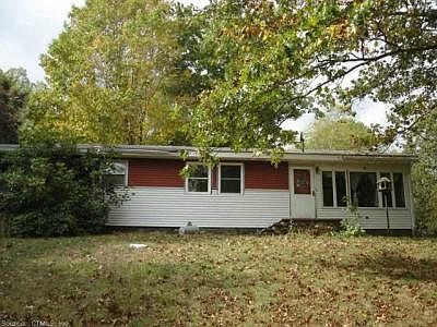 2nd image of 128 Fabyan Woodstock Rd