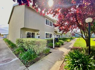 748 Pinta Ln, Foster City, CA 94404