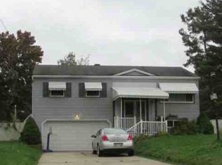 4417 S Warwick St, Canfield, OH