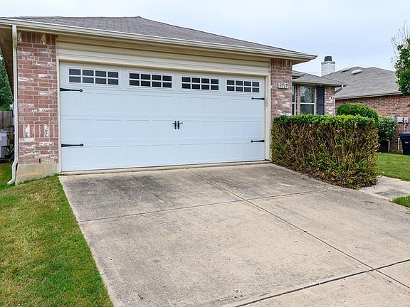 3rd image of 3517 Clydesdale Dr