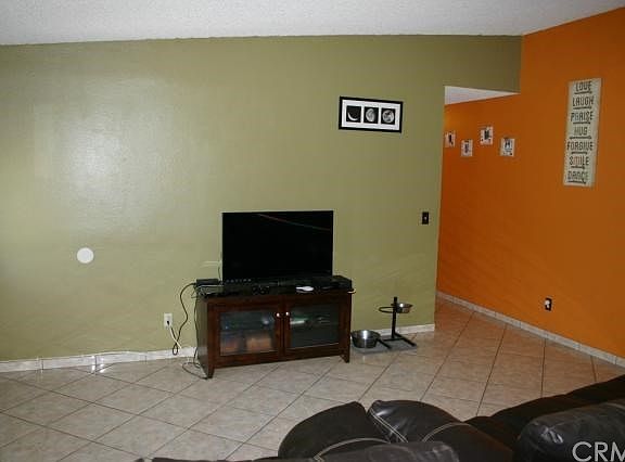 4th image of 24302 Bluegrass Ct