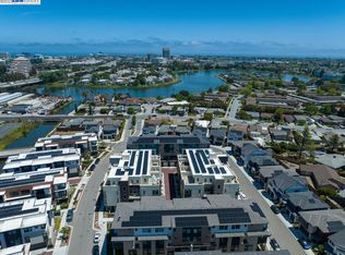 320 Waters Park Cir, San Mateo, CA 94403