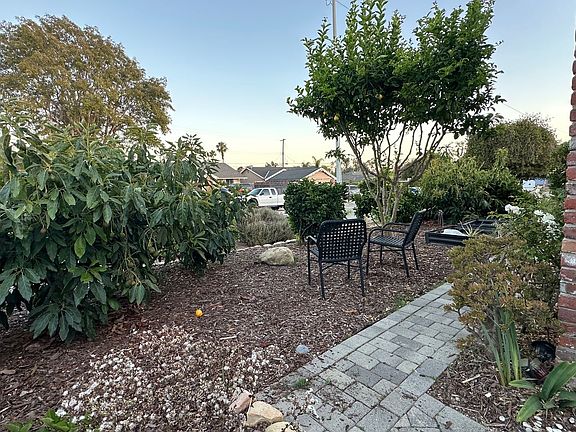 4th image of 7621 Dartmoor Ave
