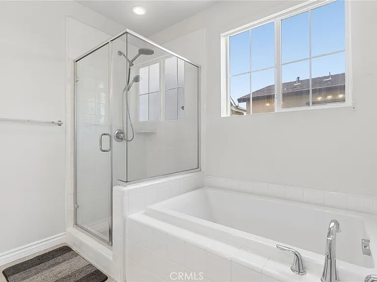 2811 E Kendall Ln — Photo 23