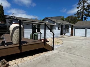 744 Linden Ave #B, Burlingame, CA 94010