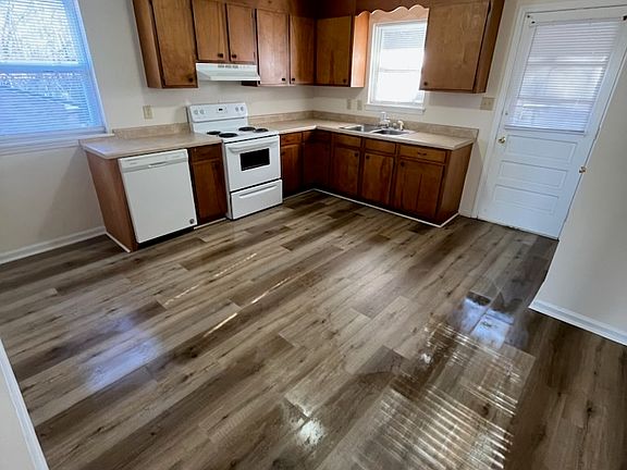 4th image of 6931 Juniper Ter #D19