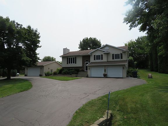 4th image of W8767 Niblick Rd
