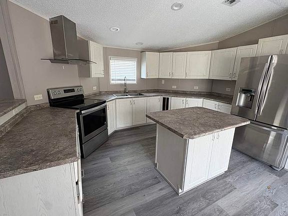 2nd image of 7926 Baltzell Dr