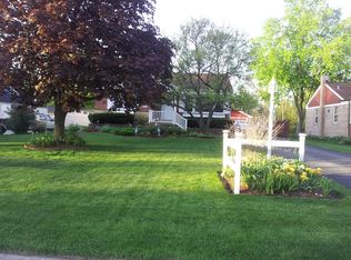 1829 Terrace Rd, Homewood, IL 60430