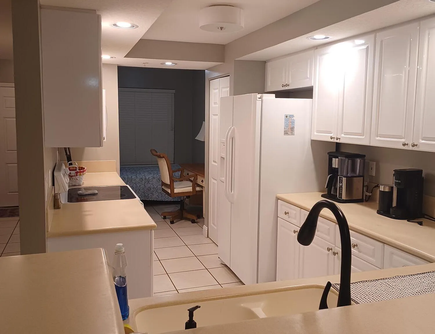 2 bed, 2.0 bath, 1438 sqft, $3,000 — Photo 4