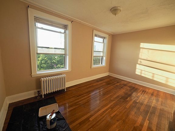 5th image of 21-63 27th St #401