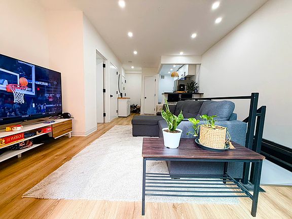 5th image of 234 E 3rd St APT 1C