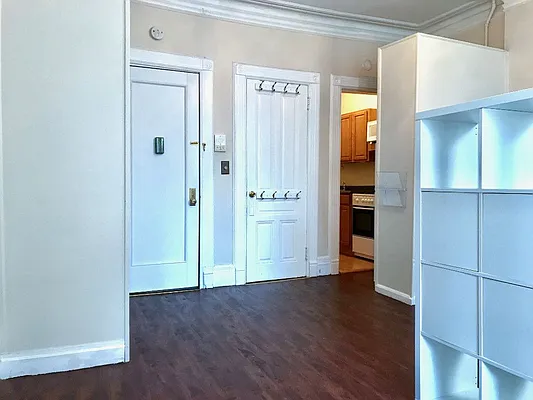 Rented by Sovereign Associates | media 3