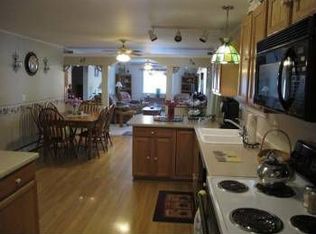 94 Edgemont Rd, Sunapee, NH 03782