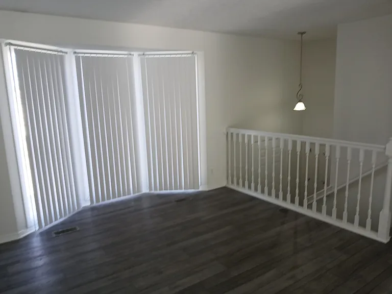 7947 Twin Oaks Rd — Photo 4