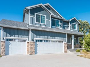 6135 Beechtree Dr, West Des Moines, IA 50266