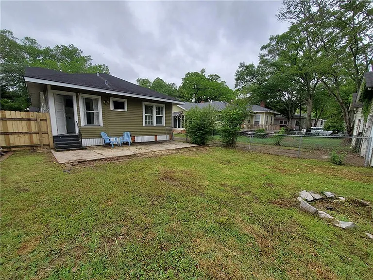 1916 Myrtle Ave — Photo 17
