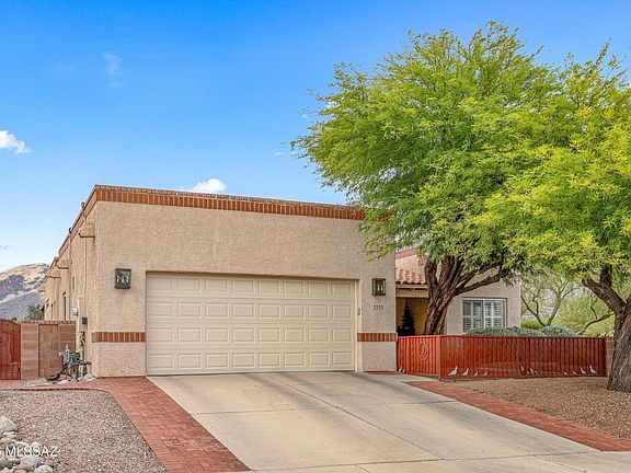 3rd image of 5555 N Crescent Ridge Dr