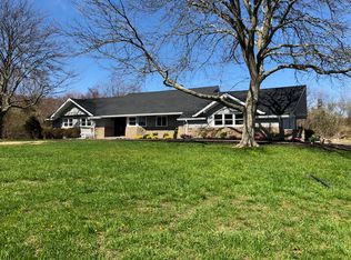 248 Warner Dr, Baiting Hollow, NY 11933