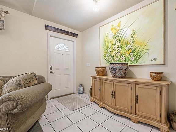 5th image of 1127 SE 19th Ln