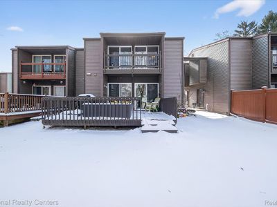 526 W Rockwell St, Fenton, MI, 48430