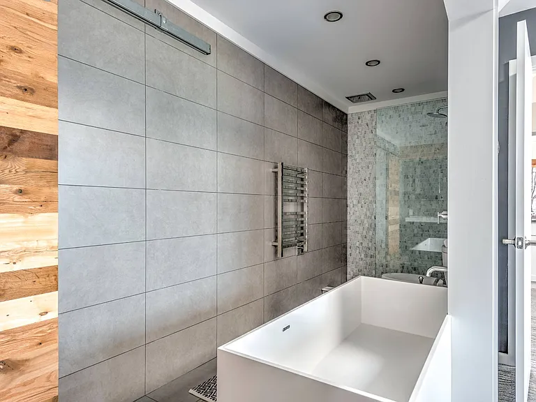 23 Fort Pond Rd — Photo 15