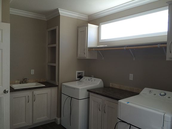5th image of 375 N Valley Dr #W27446