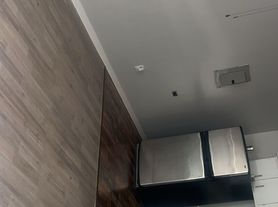 3 bed, 1.5 bath, 800 sqft, $900, 2 beds  1.0 baths (700 sqft)