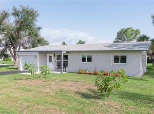 5411 Baylor Ln, Fort Myers, FL 33908
