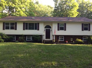 206 Burlingham Rd, Bloomingburg, NY 12721