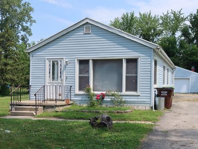 1775 Oak St, Monroe, MI, 48161