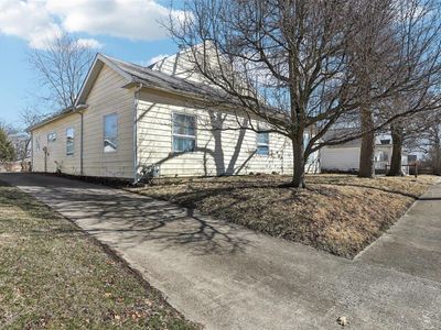 716 N Jefferson St, Litchfield, IL, 62056