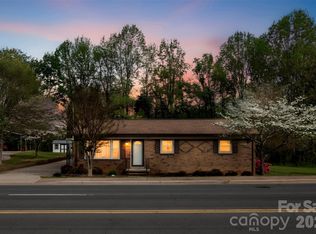 1696 Hoffman Rd, Gastonia, NC 28054