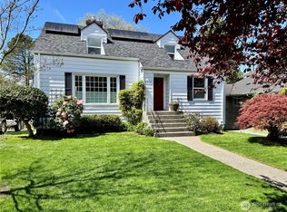 3239 45th Ave SW, Seattle, WA 98116