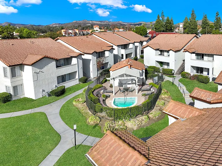 Murrieta Meadows — Photo 25