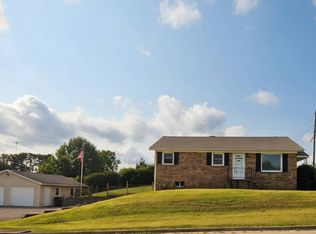 265 Ruth St, Abingdon, VA 24210