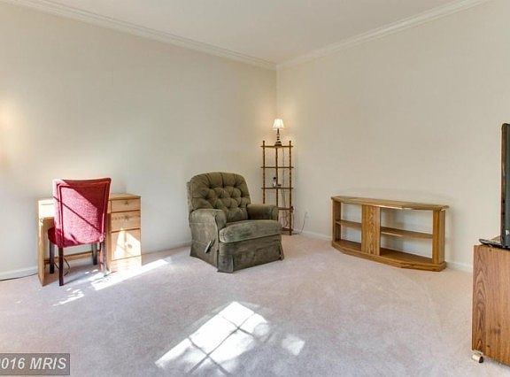 4th image of 10616 Wulford Ct