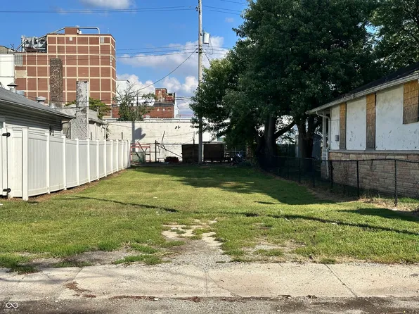 557 Lynn St, Indianapolis, IN 46222