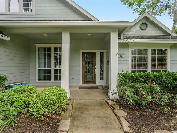 3rd image of 1635 Fairview Dr