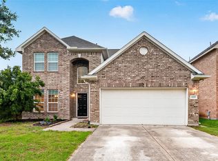 10015 Chase Ct, Baytown, TX 77521