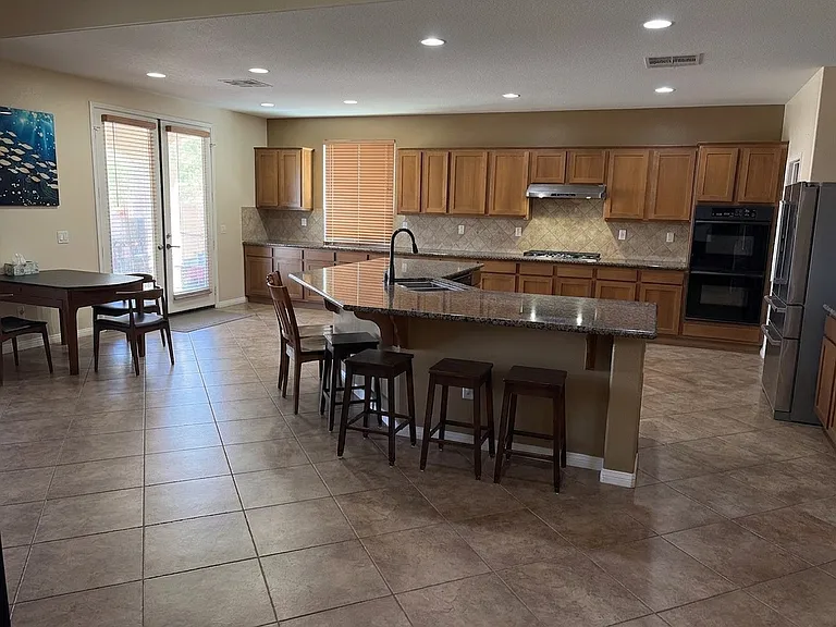 4702 Laurel Ridge Dr #C — Photo 8