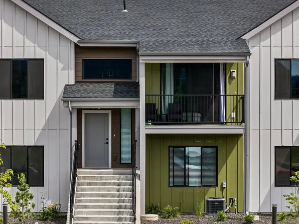 1227 E Millworx Loop, Post Falls, ID 83854