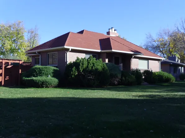 2580 N Monaco Pkwy, Denver, CO