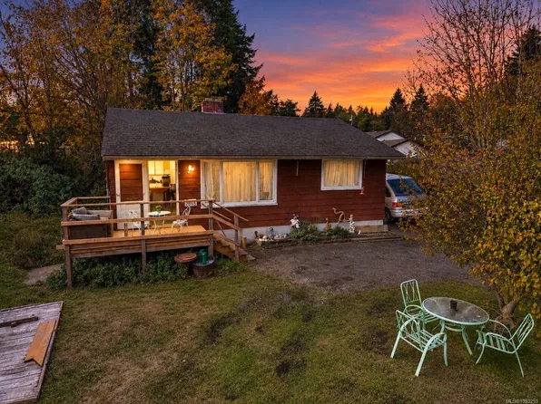 2875 Glenayr Dr, Nanaimo, BC V9S 3S7