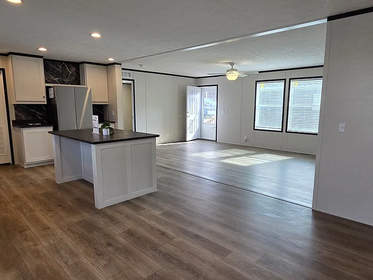 9761 Marina Cres #292 — Photo 2